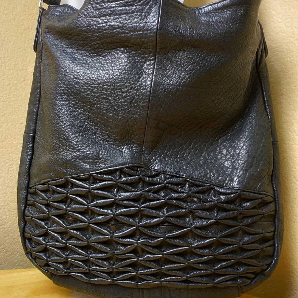 Day & Mood LEATHER RUCHED Cross/Shoulder Purse